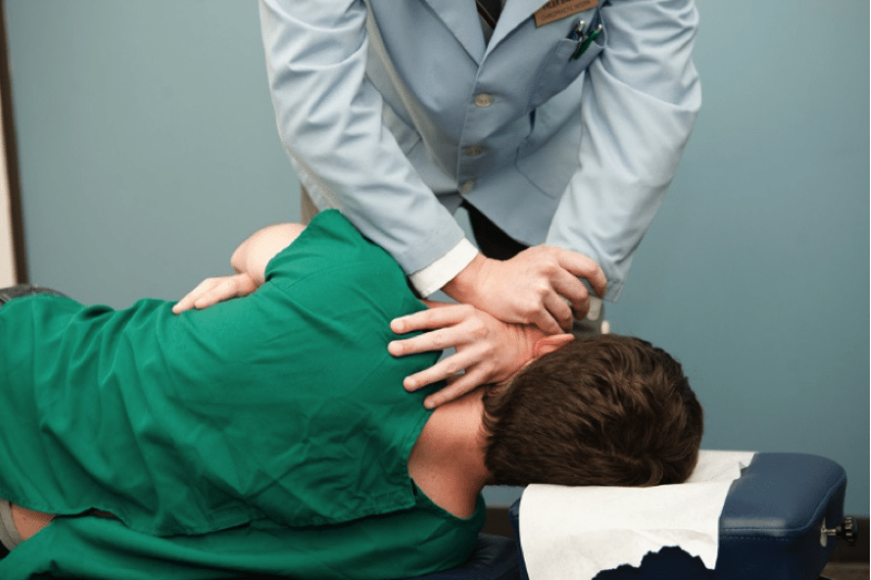 Chiropractic treatment of neck pain